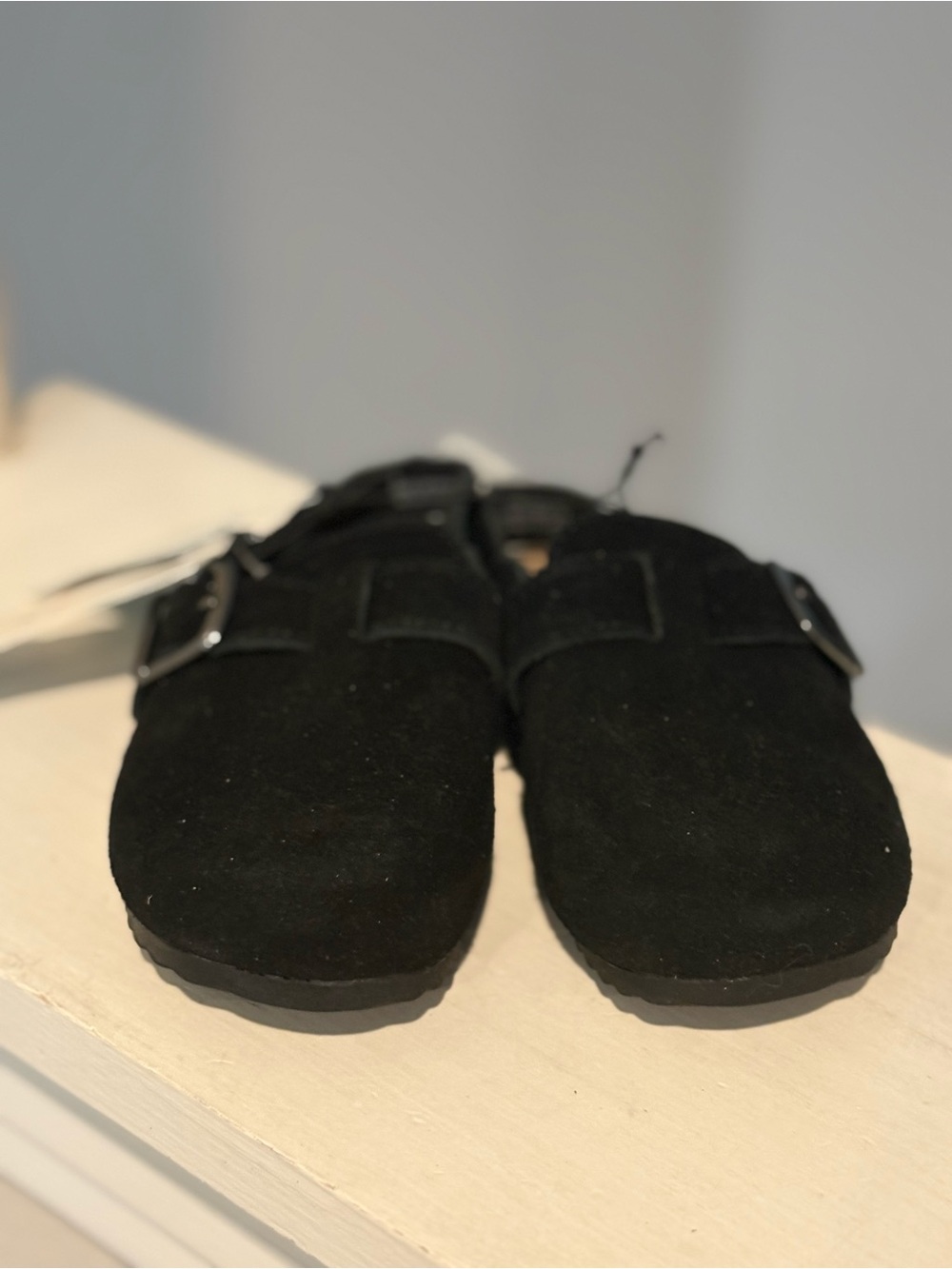NEW— Toddler Black Berlin Clogs – Cat & Jack Little Girls Size 8 - Picture 3 of 6